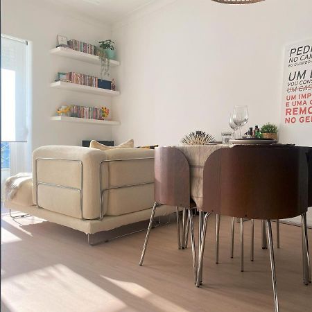 Lisbon, Renovated T2 Apartment Portas De Benfica アマドーラ エクステリア 写真