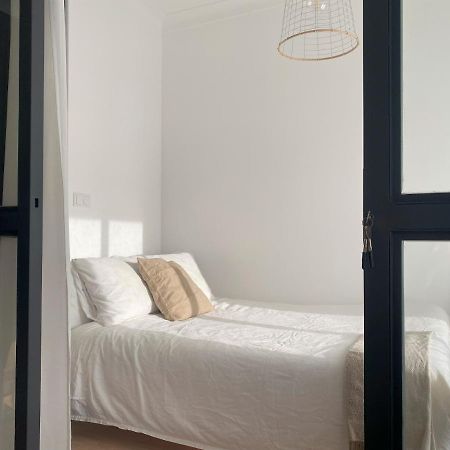 Lisbon, Renovated T2 Apartment Portas De Benfica アマドーラ エクステリア 写真
