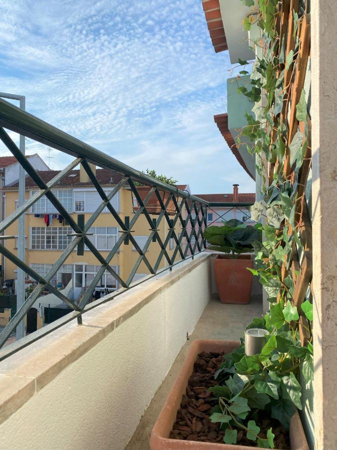 Lisbon, Renovated T2 Apartment Portas De Benfica アマドーラ エクステリア 写真