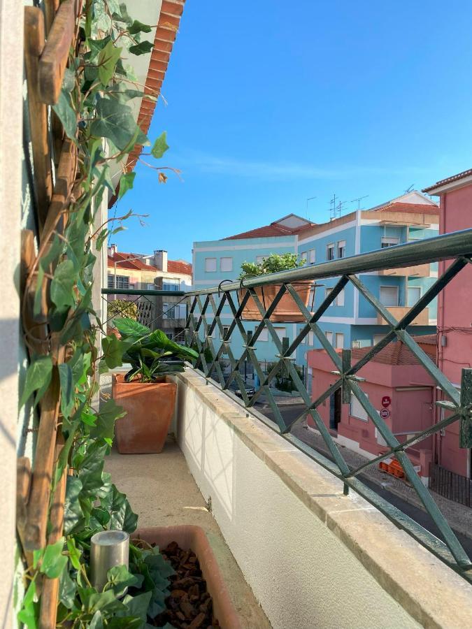 Lisbon, Renovated T2 Apartment Portas De Benfica アマドーラ エクステリア 写真