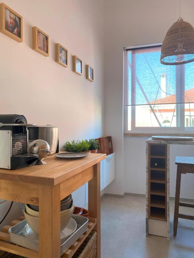 Lisbon, Renovated T2 Apartment Portas De Benfica アマドーラ エクステリア 写真