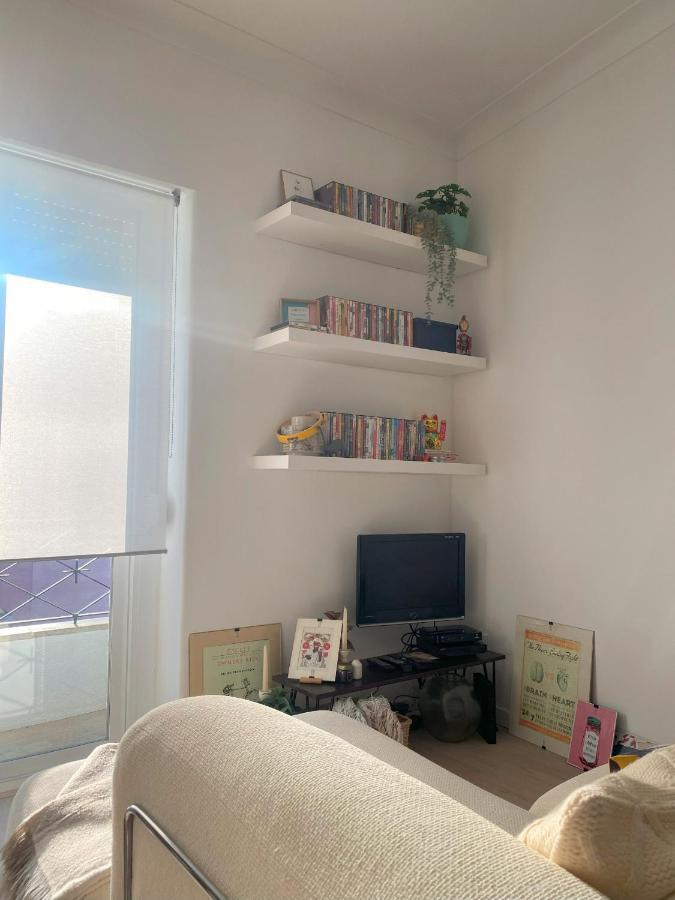 Lisbon, Renovated T2 Apartment Portas De Benfica アマドーラ エクステリア 写真