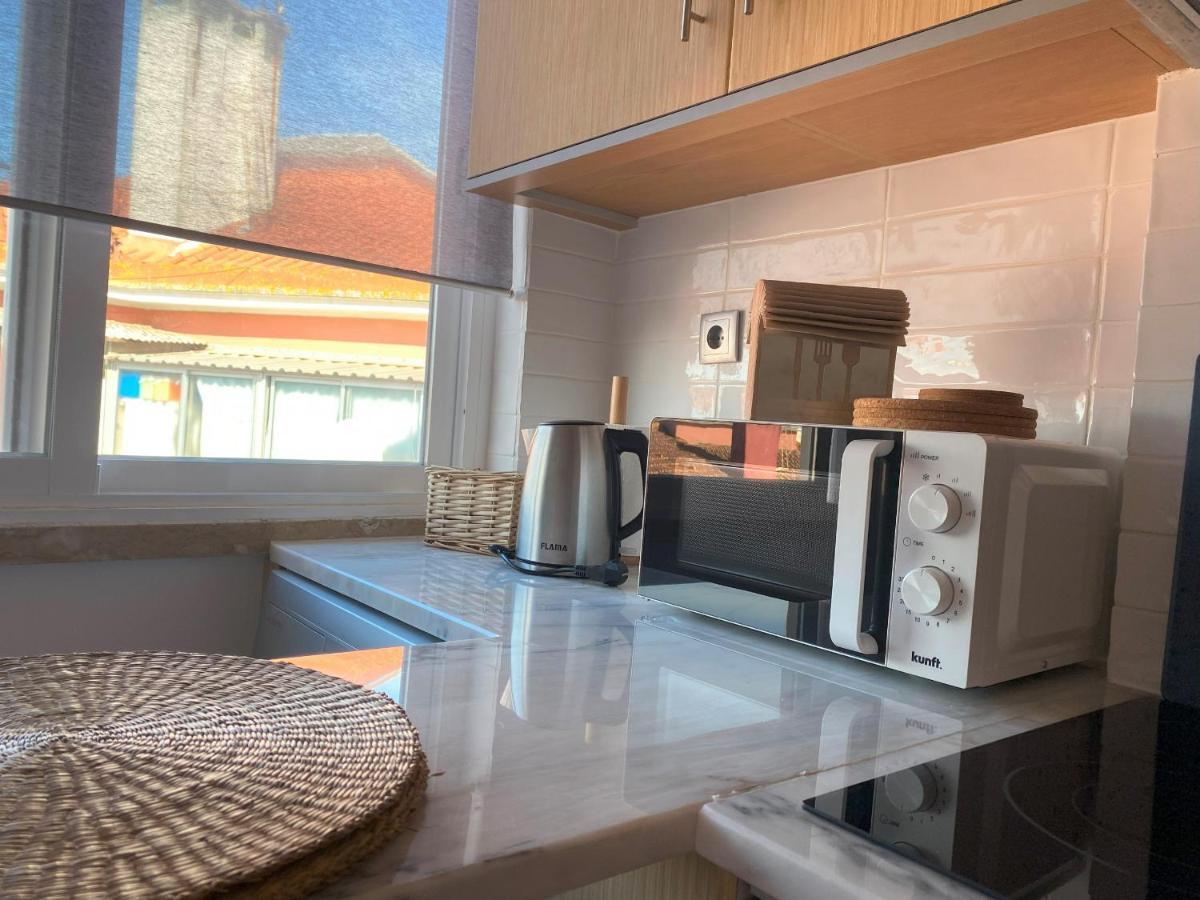 Lisbon, Renovated T2 Apartment Portas De Benfica アマドーラ エクステリア 写真