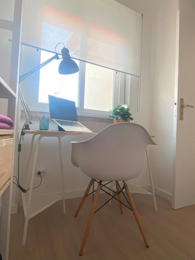 Lisbon, Renovated T2 Apartment Portas De Benfica アマドーラ エクステリア 写真